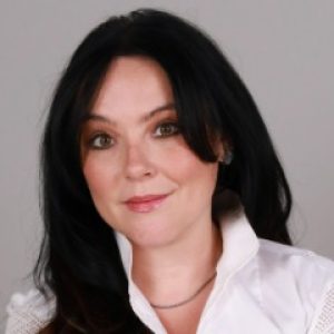 MTE08 - Julie Hallet